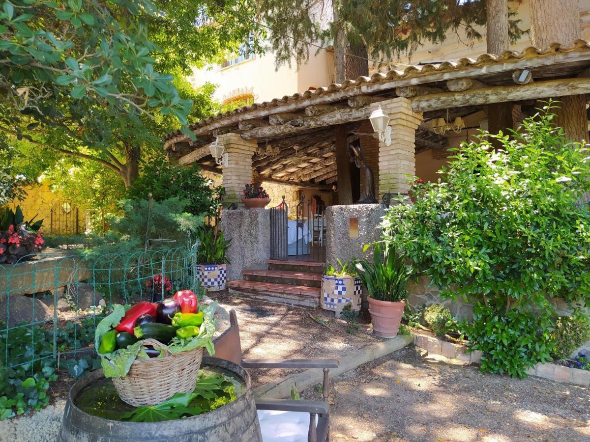 Masia Sagues โปเบลต ภายนอก รูปภาพ